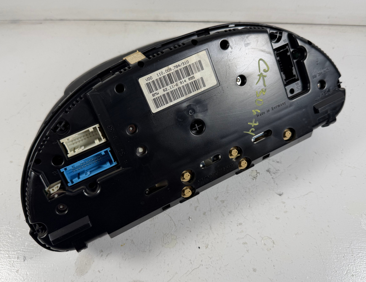 2001-03 BMW E39 540i 530i DASH GUAGE CLUSTER SPEEDOMETER 6914895