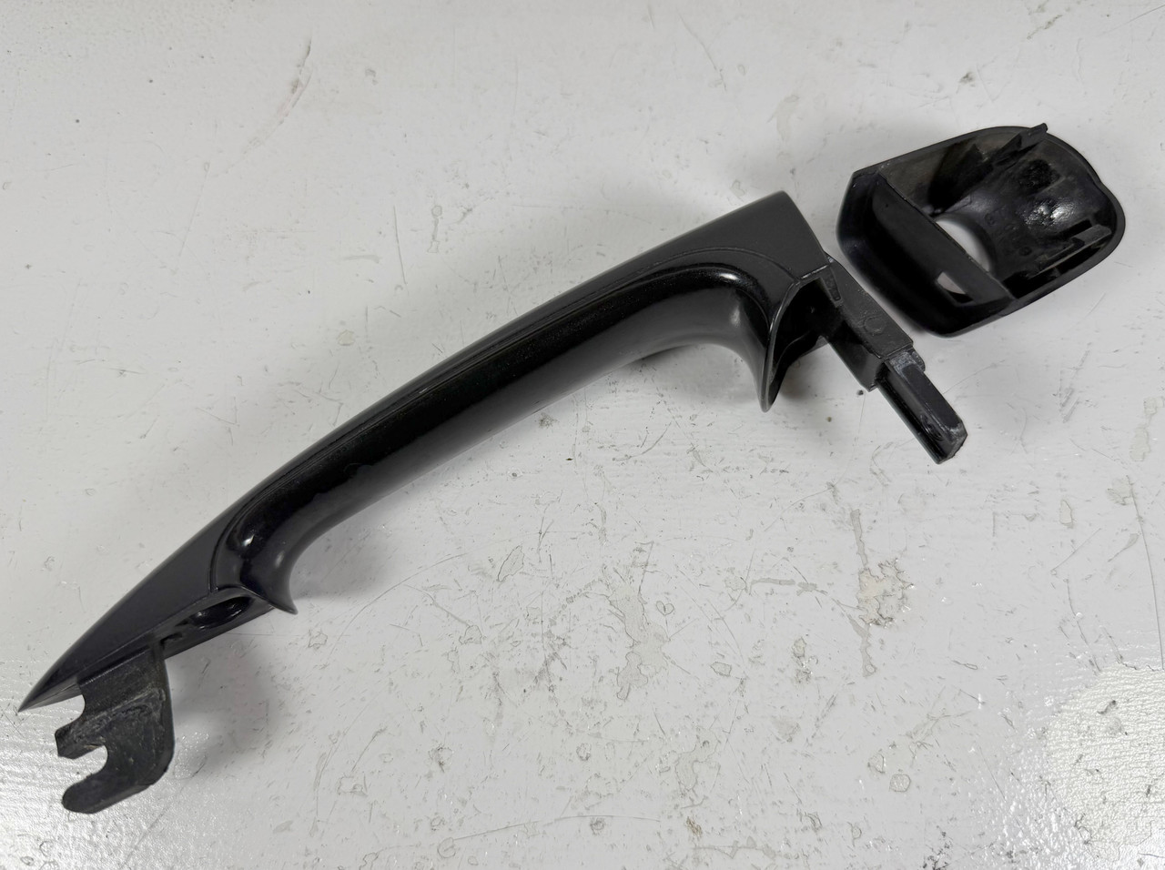 BMW E46 M3 330 325  DRIVER FRONT EXTERIOR DOOR HANDLE SAPPHIRE 8253455