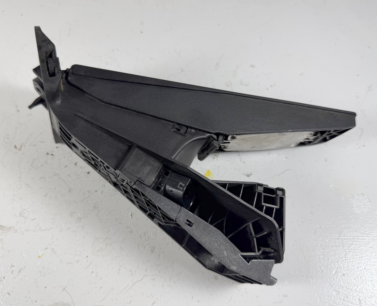 BMW E90 E92 335i 328i F10 528i 535i GAS ACCELERATION PEDAL 6789998