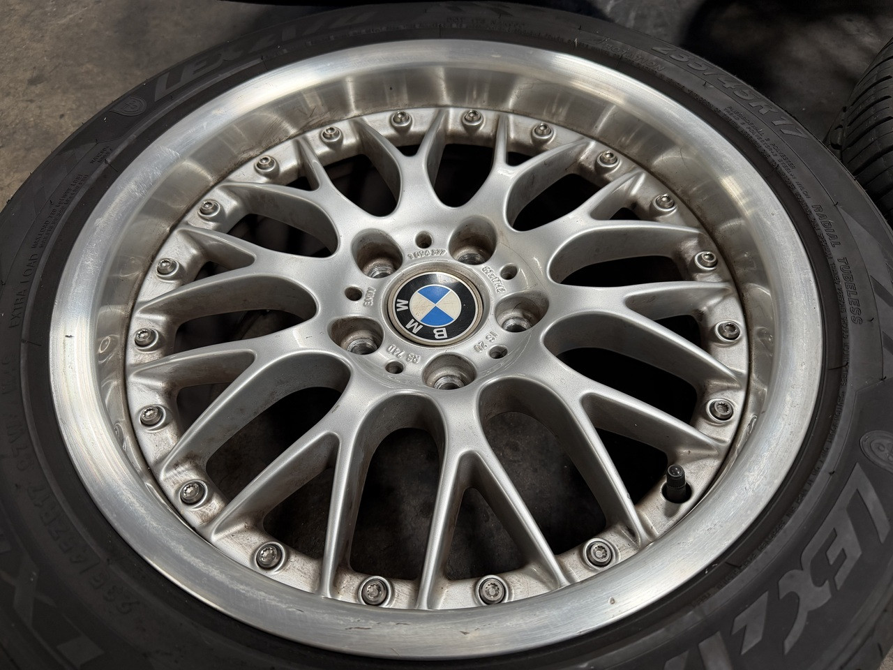 BMW E39 540i 530i 525i 17" 2-PIECE ALLOY RIMS STYLE 42 1094377
