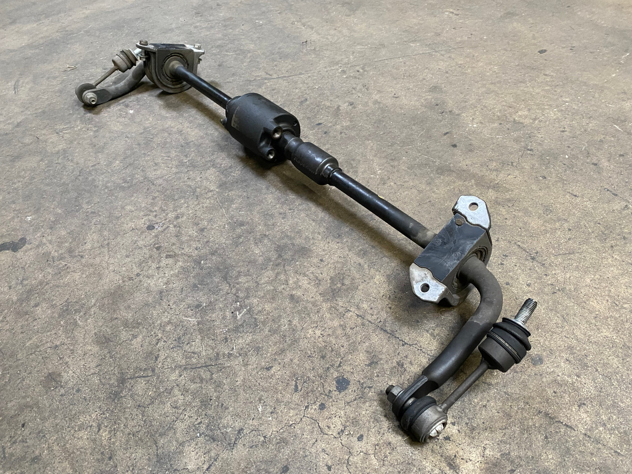 2004-09 BMW e60 5' e63 e64 6' REAR DYNAMIC ACTIVE SWAY BAR 6760166