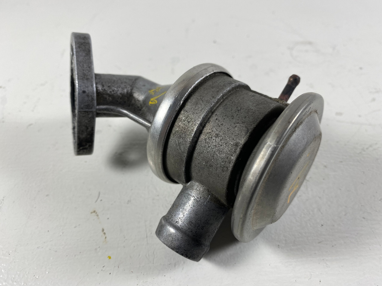 1996-99 BMW E36 328i 323i SECONDARY AIR EGR VALVE 1744255