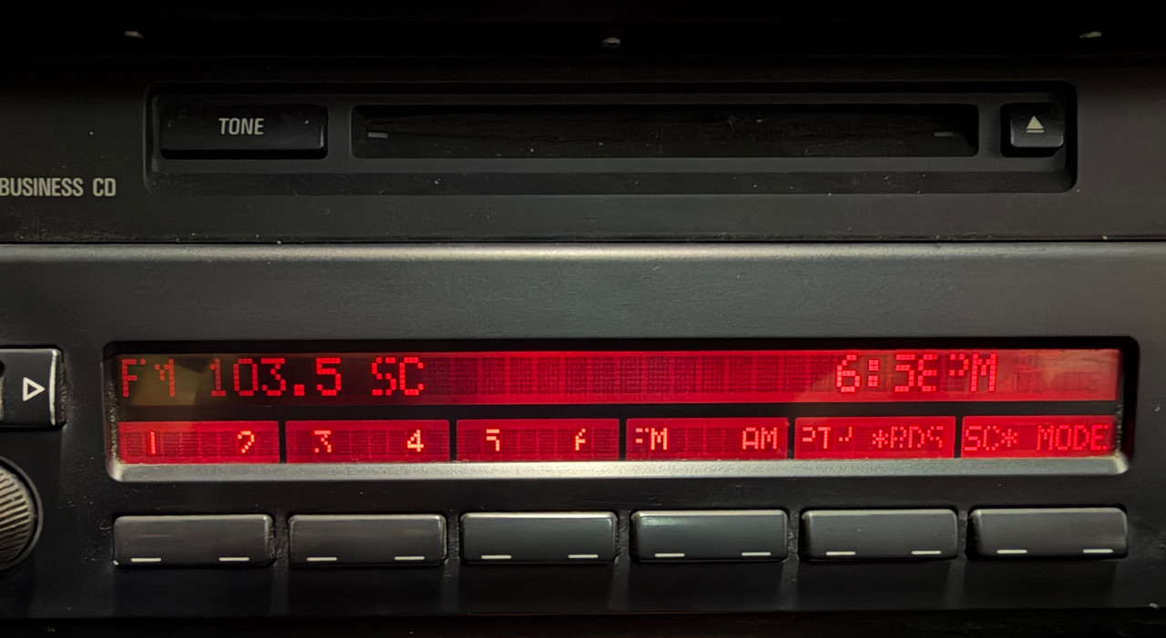 BMW E39 540i 530i 528i 525i Radio CD Audio Multi Information Display MID 8384931