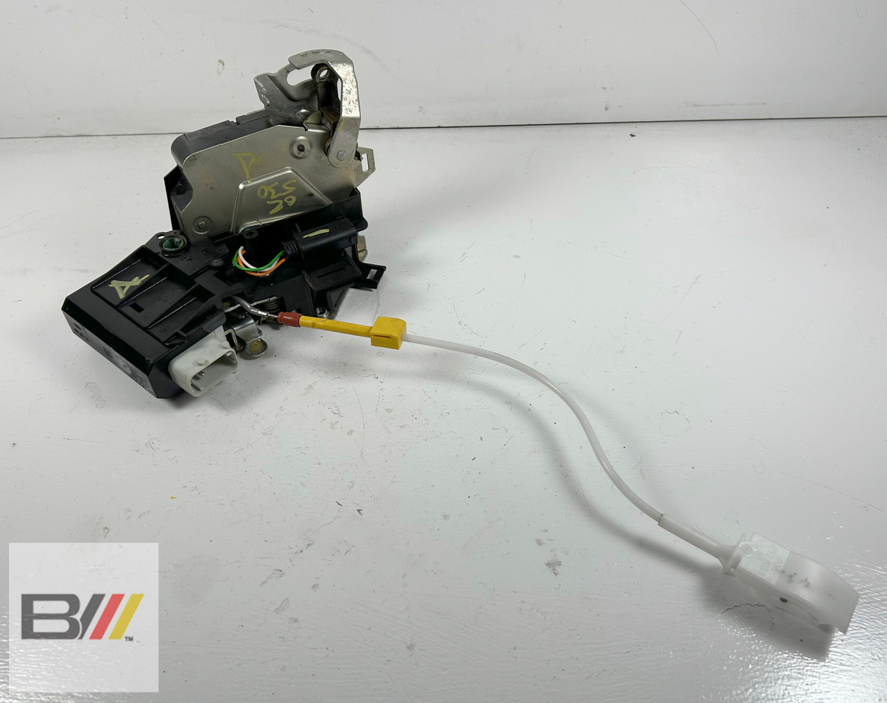 1999-03 BMW E39 M5 5' DRIVER FRONT DOOR LOCK LATCH 540i 530i 525i 8235097