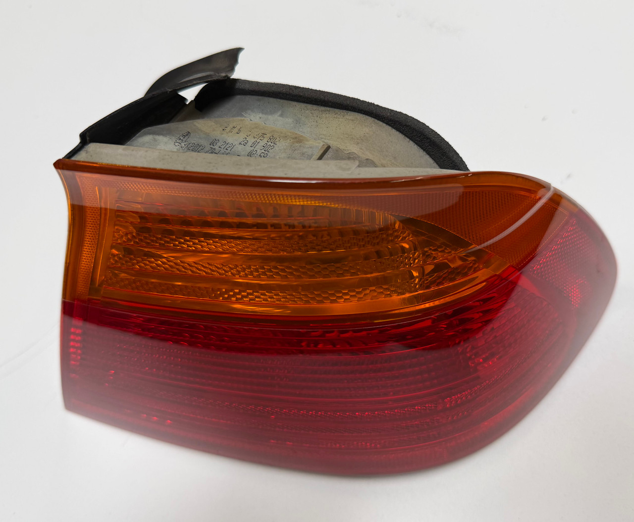 1999-03 BMW E46 330ci 325ci 323ci CONVERTIBLE PASSENGER TAIL LIGHT 8375802
