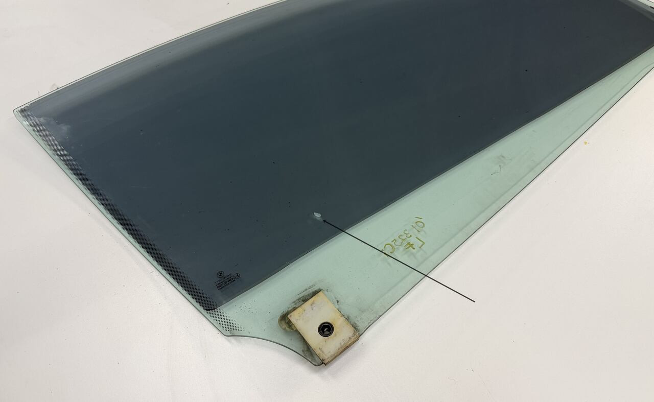 DRIVER FRONT DOOR WINDOW GLASS BMW E46 M3 330ci 325ci 7049327