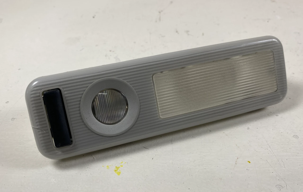 1999-03 BMW E39 5-SERIES WAGON DRIVER REAR UPPER READING LIGHT 8366433