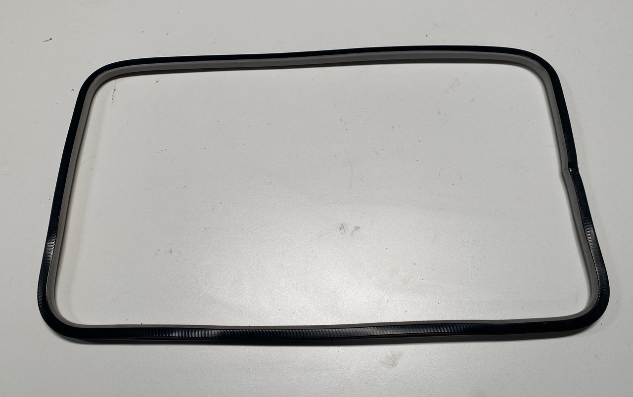 2000-05 BMW E46 330 328 325 SUN ROOF WEATHER STRIP 8226607