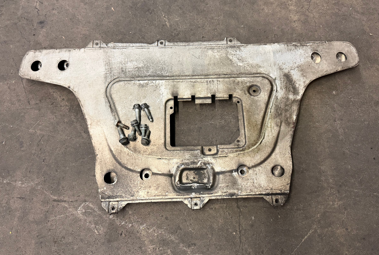 BMW E46 330 325 Underbody Reinforcement Skid Plate