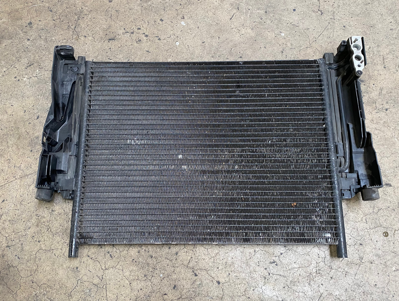 2003-05 BMW E85 Z4 A/C AIR CONDITIONING CONDENSER 6914033