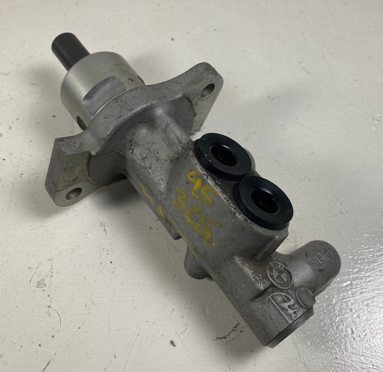 1995 BMW e36 M3 328 325 BRAKE MASTER CYLINDER OEM bimmermerchant