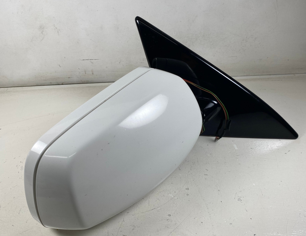 2005-06 BMW E64 645i 650i PASSENGER DOOR SIDE VIEW MIRROR OEM 7168252