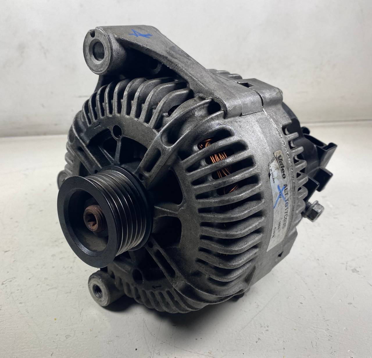 BMW E60 550i E63 E64 650i ALTERNATOR VALEO 180 WATTS 7542934