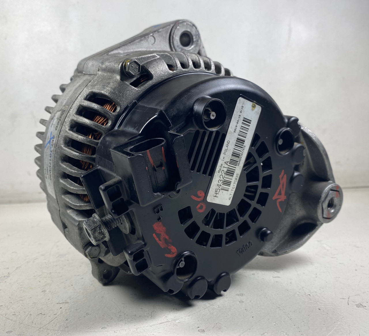 BMW E60 550i E63 E64 650i ALTERNATOR VALEO 180 WATTS 7542934