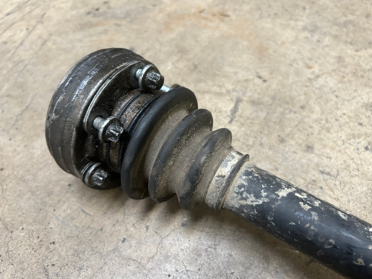 BMW E83 X3 PASSENGER REAR CV AXLE 7524042