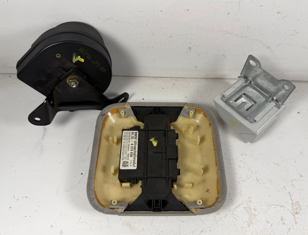 BMW E39 5' E46 3' ALARM SIREN INCLINATION SENSOR 8383153