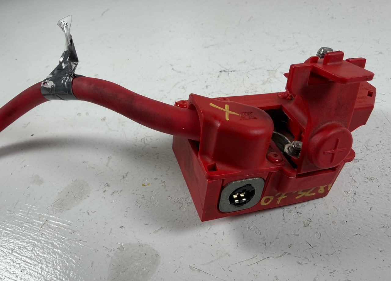 POSITIVE BATTERY CABLE TERMINAL BMW E90 E92 335i 328i 9217031