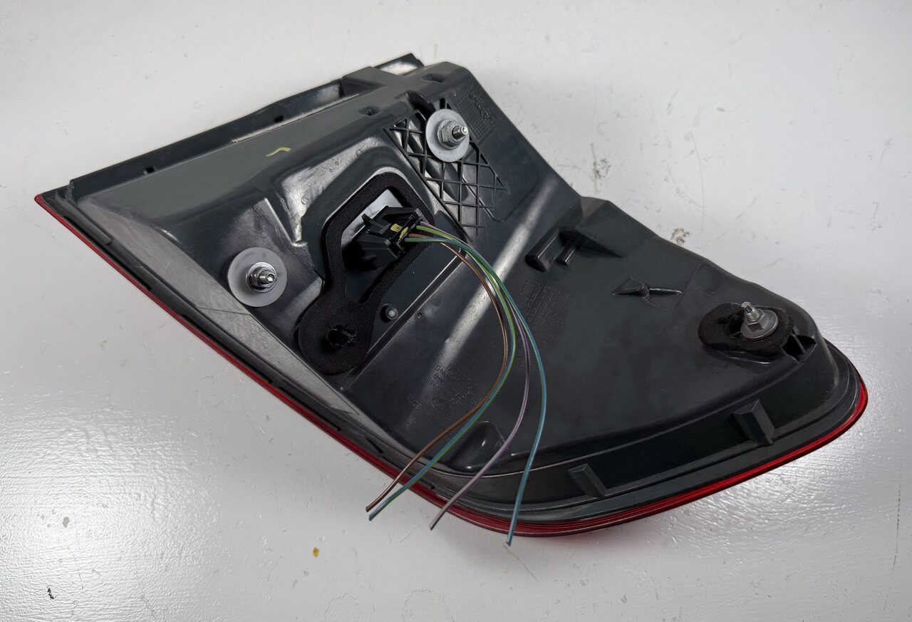 Driver Left Rear Brake Tail Light BMW F10 550i 535i 528i 7203231