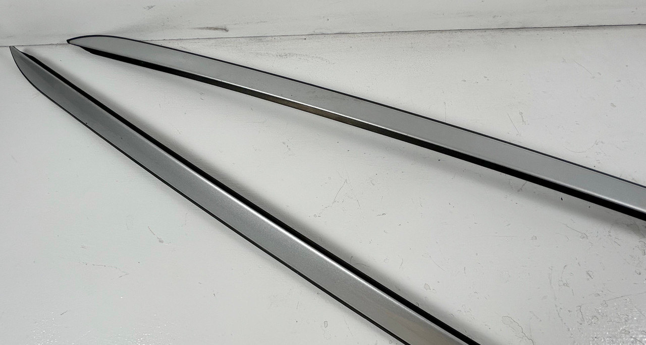 Front Windshield Drip Molding BMW E90 335i 330i 328i  7184001