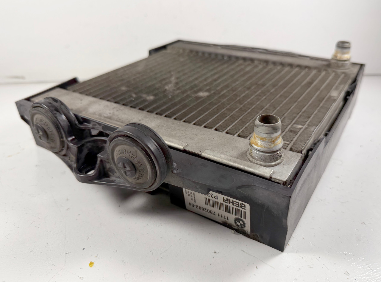 BMW F10 535i 528i ENGINE OIL COOLER AUXILIARY RADIATOR 7802662