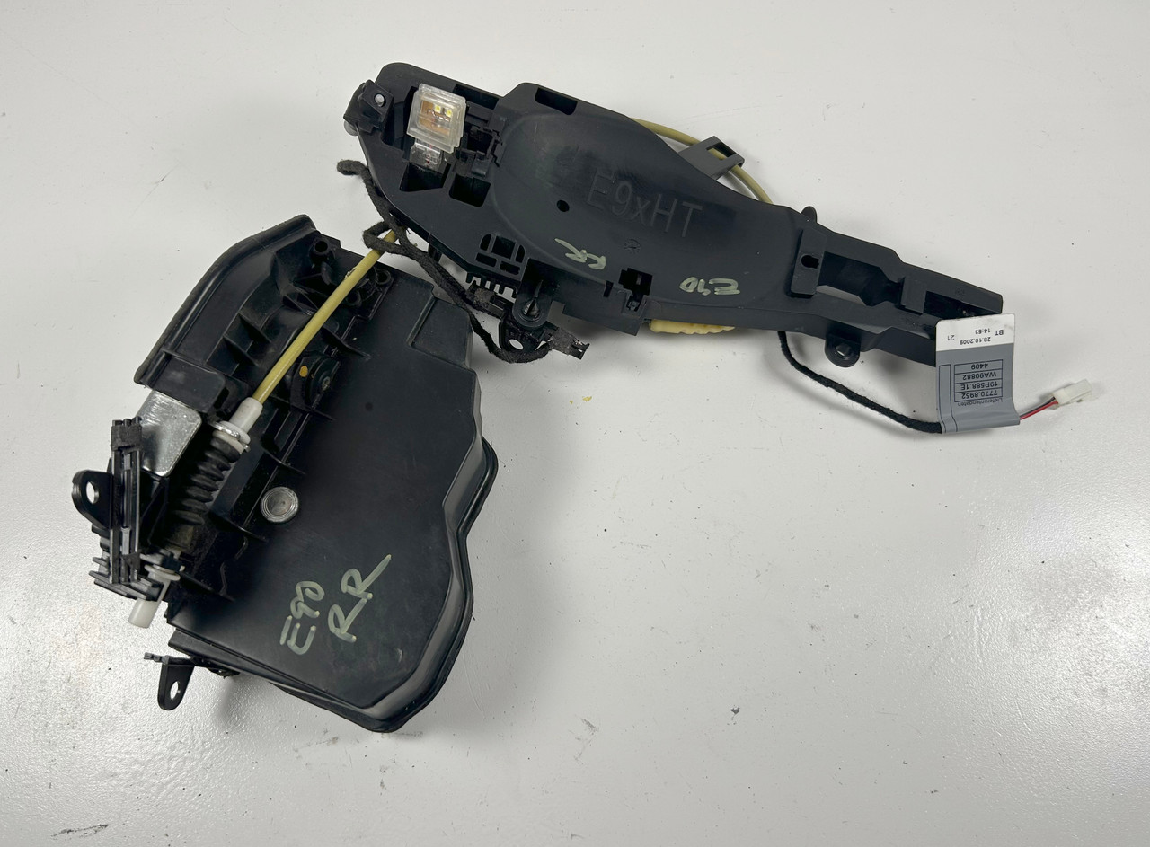 BMW E90 335i 328i PASSENGER REAR DOOR LOCK LATCH HANDLE CARRIER