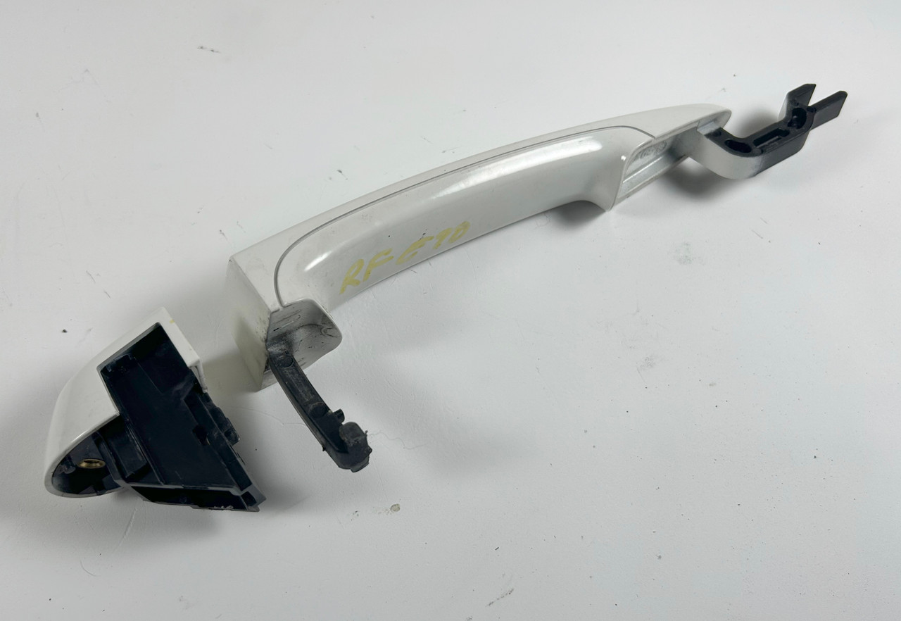 2006-11 BMW E90 335i 328i Passenger Front Exterior Door Handle OEM