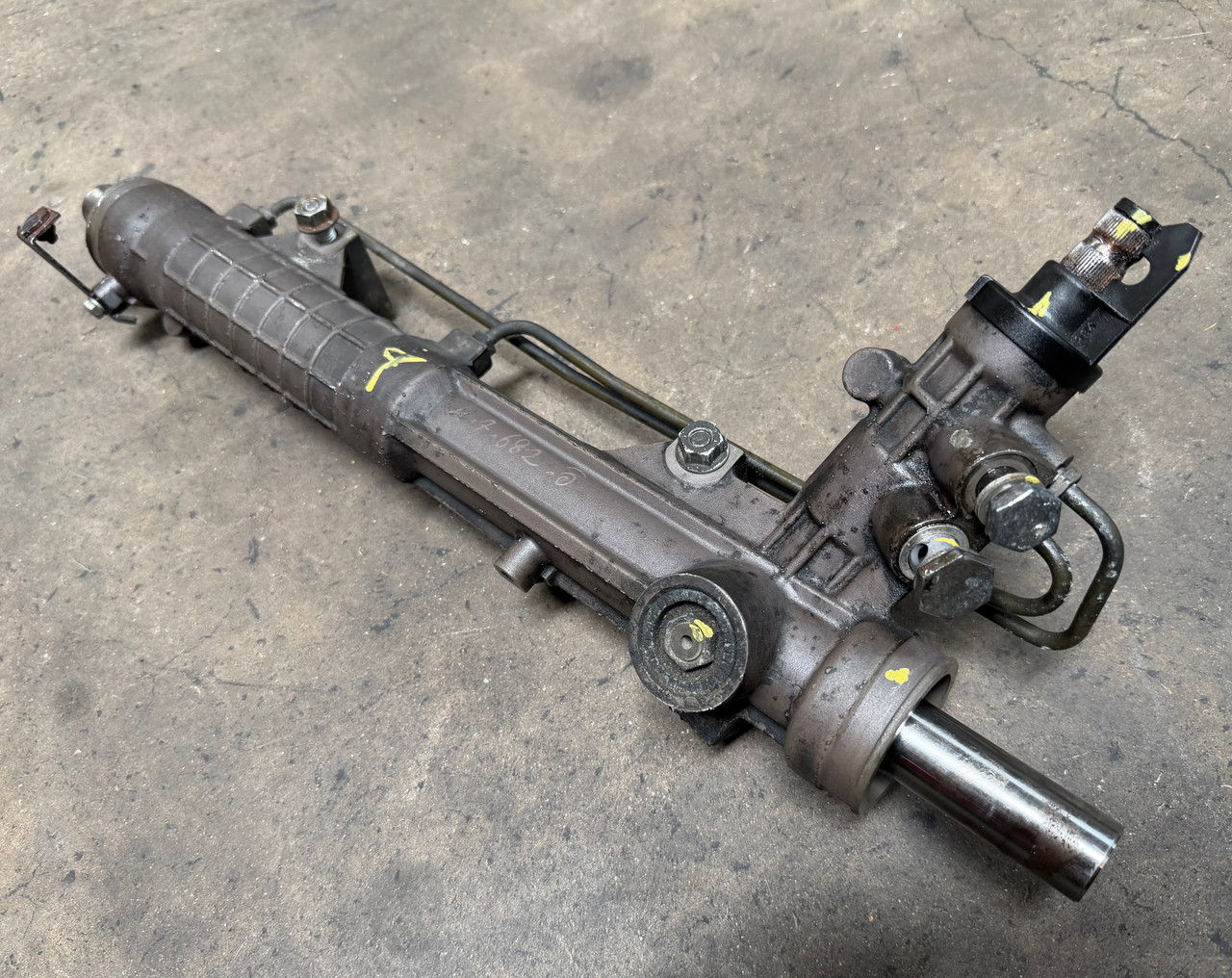 BMW E46 330 325 TRW HYDRAULIC POWER STEERING RACK 6757338