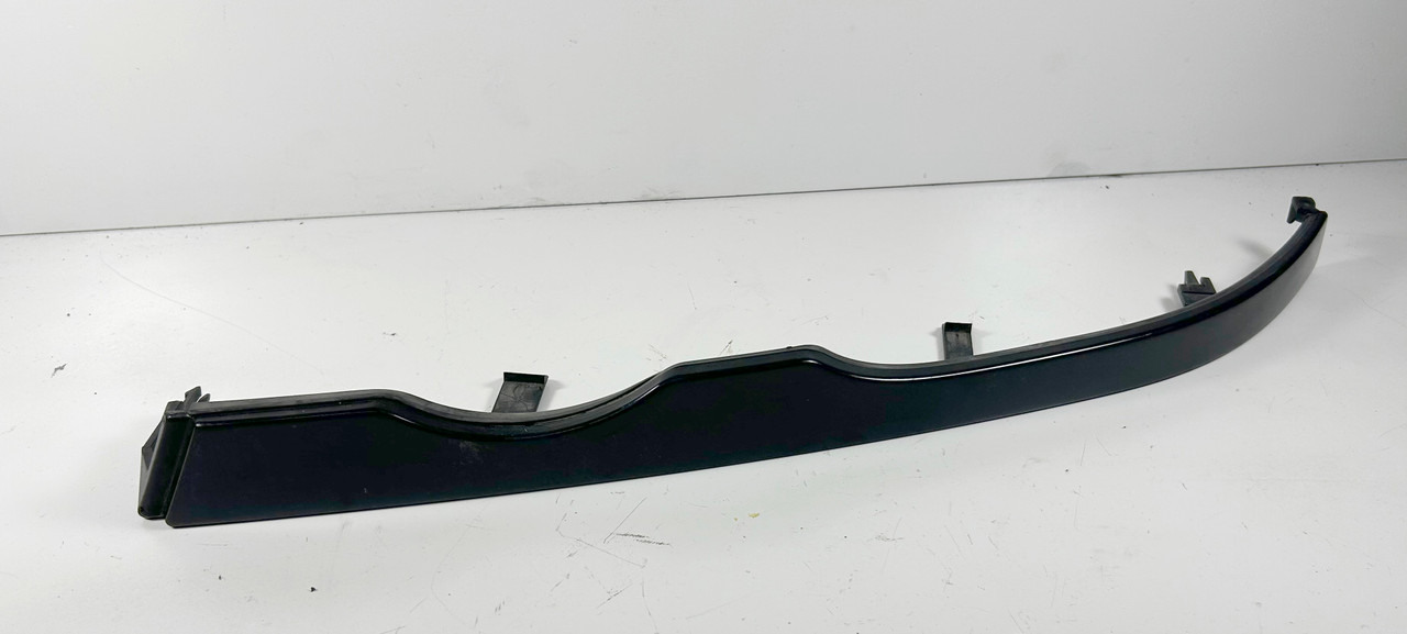 1999-02 BMW E46 M3 330ci 325ci DRIVER HEADLIGHT LOWER TRIM 8208677