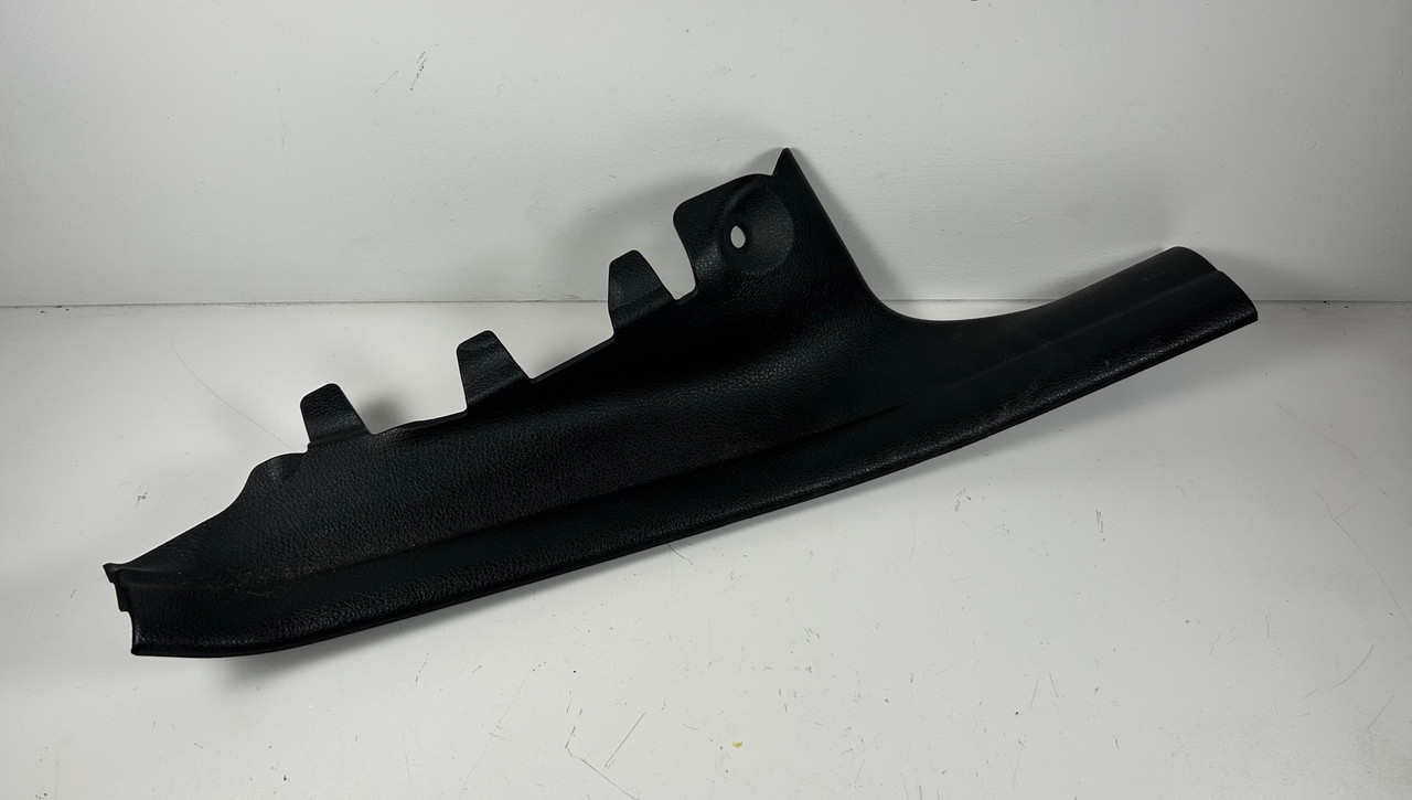 2012-16 BMW F30 328i 320i PASSENGER  REAR DOOR LOWER SILL COVER 7221918