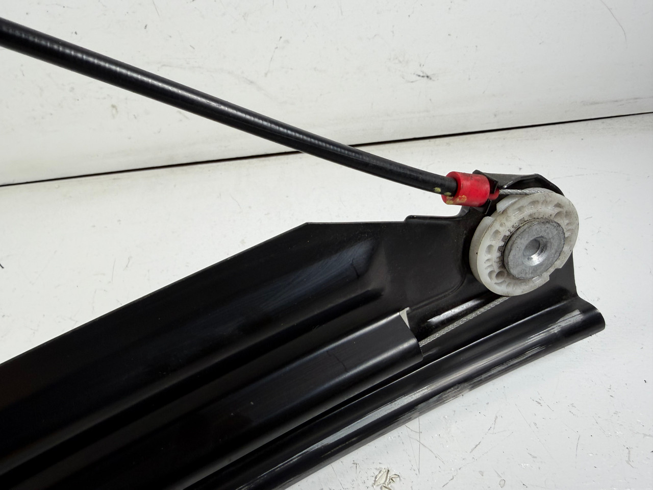 PASSENGER REAR WINDOW REGULATOR 1999-03 BMW E39 M5 540i 530i 528i 525i  8252430