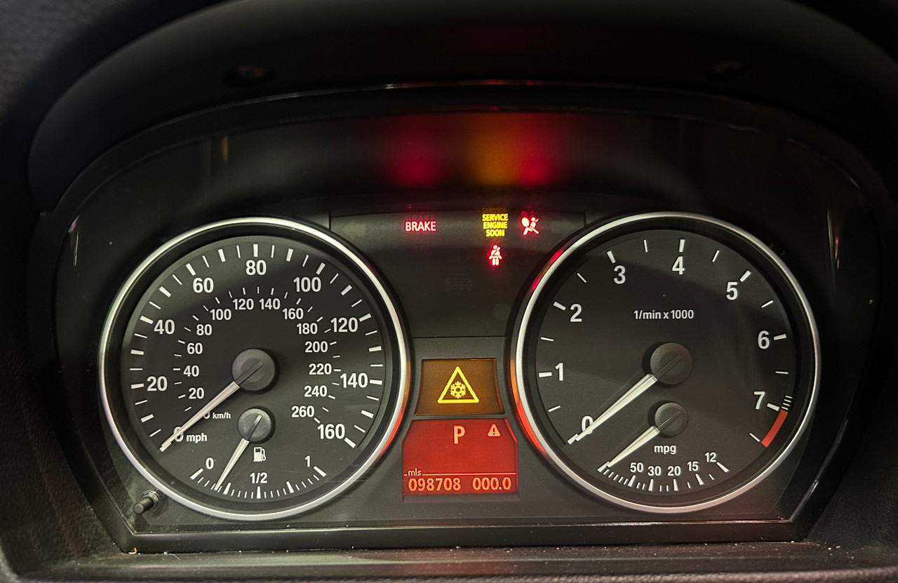 2006-08 BMW e90 e92 335i 328i SPEEDOMETER GAUGE CLUSTER 9130297