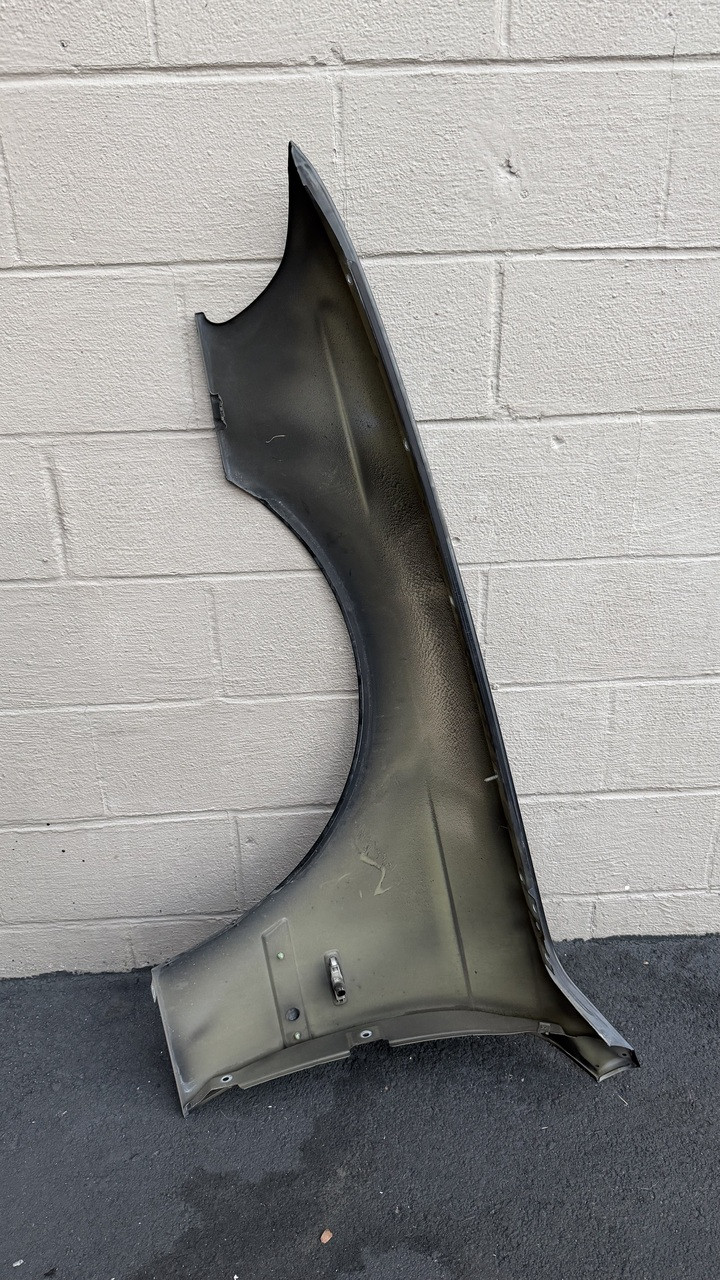 PASSENGER RIGHT FENDER SCHWARZ BMW E39 M5 540i 530i 525i