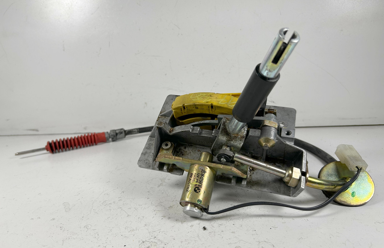 1994-96 BMW E36 328i 323i 318i TRANSMISSION GEAR SELECTOR SHIFTER 1422852