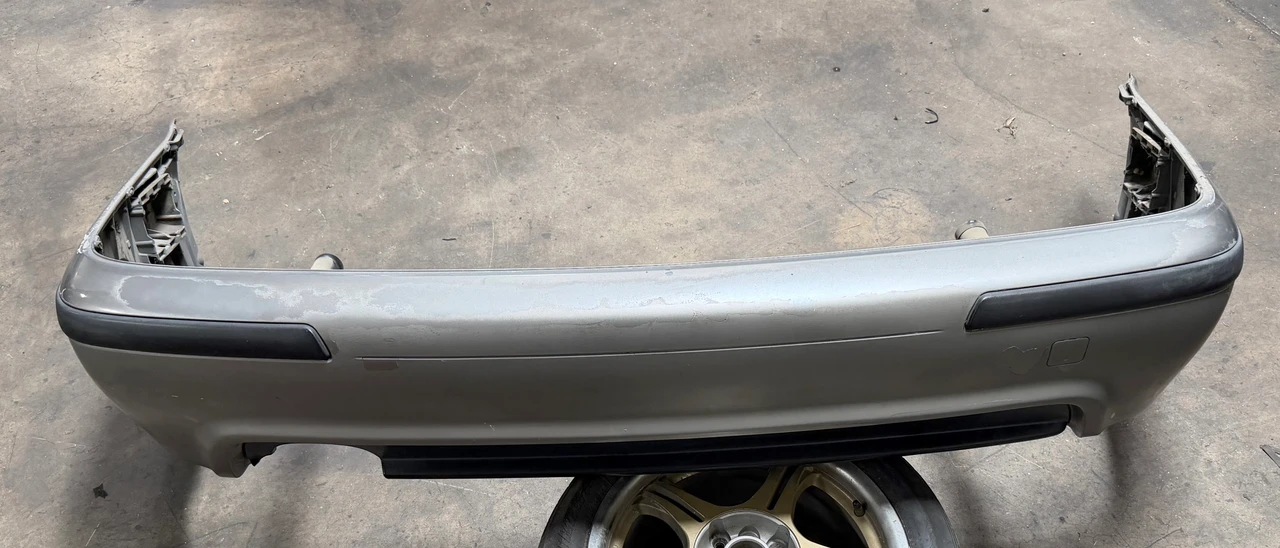 BMW E39 540i M TECH REAR BUMPER COVER 2498505