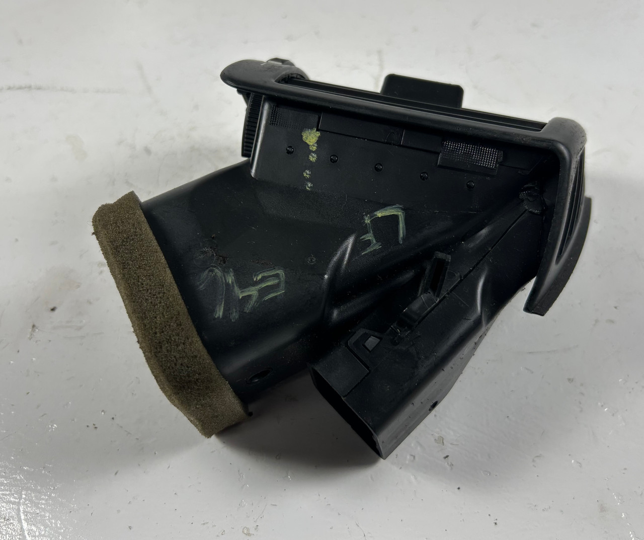 BMW E46 M3 330 325 DRIVER SIDE DASHBOARD AIR VENT GRILLE 8361897