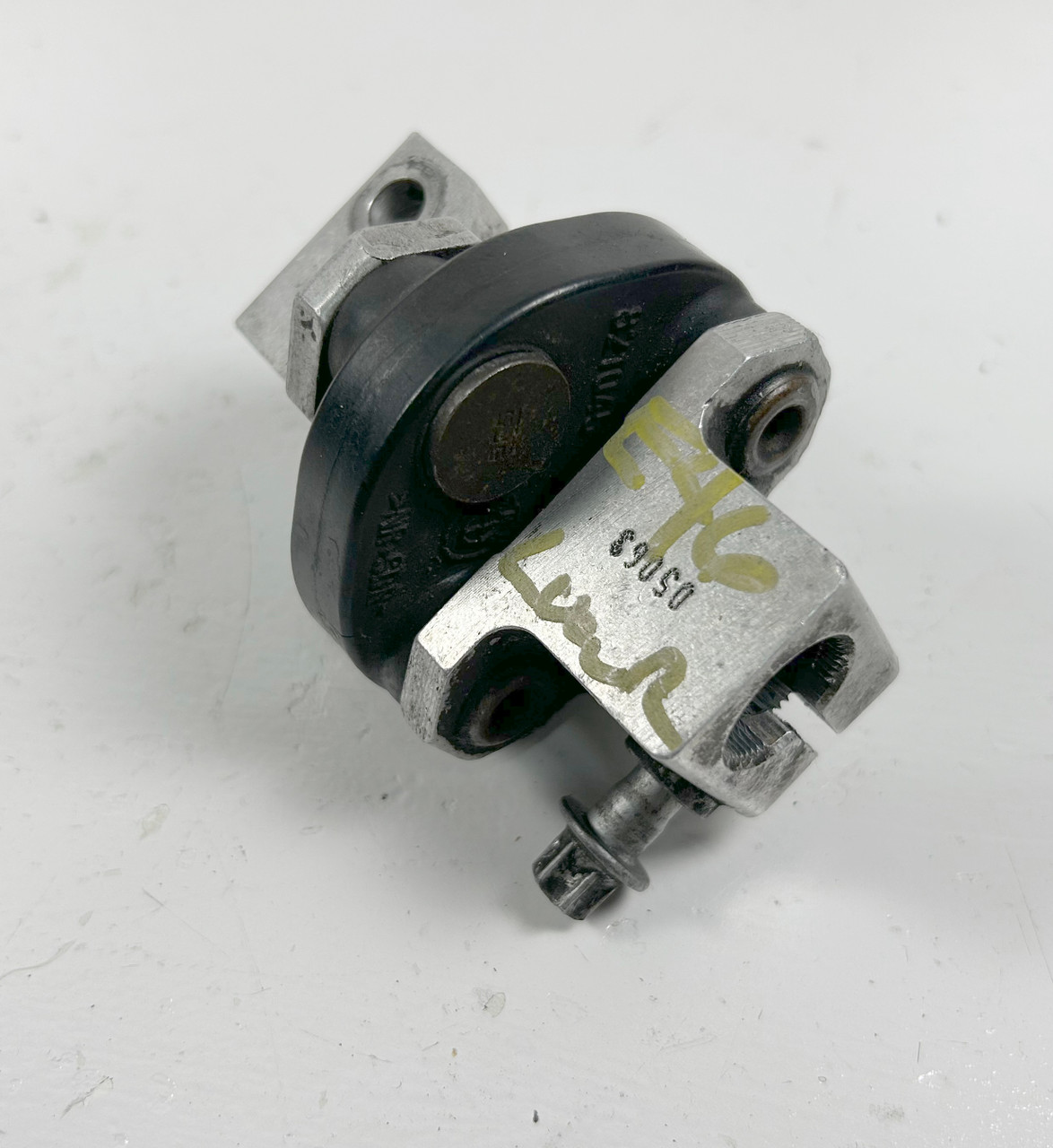 BMW E46 330i 330ci 325 LOWER STEERING COUPLING FLEX DISK 1094703