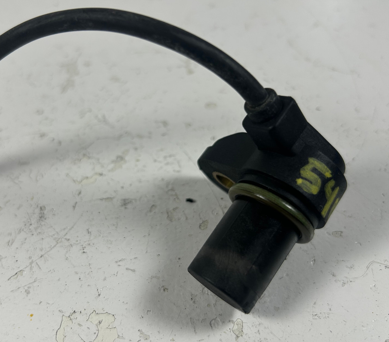 1999-03 BMW e39 540i CAMSHAFT POSITION SENSOR OEM 7539166