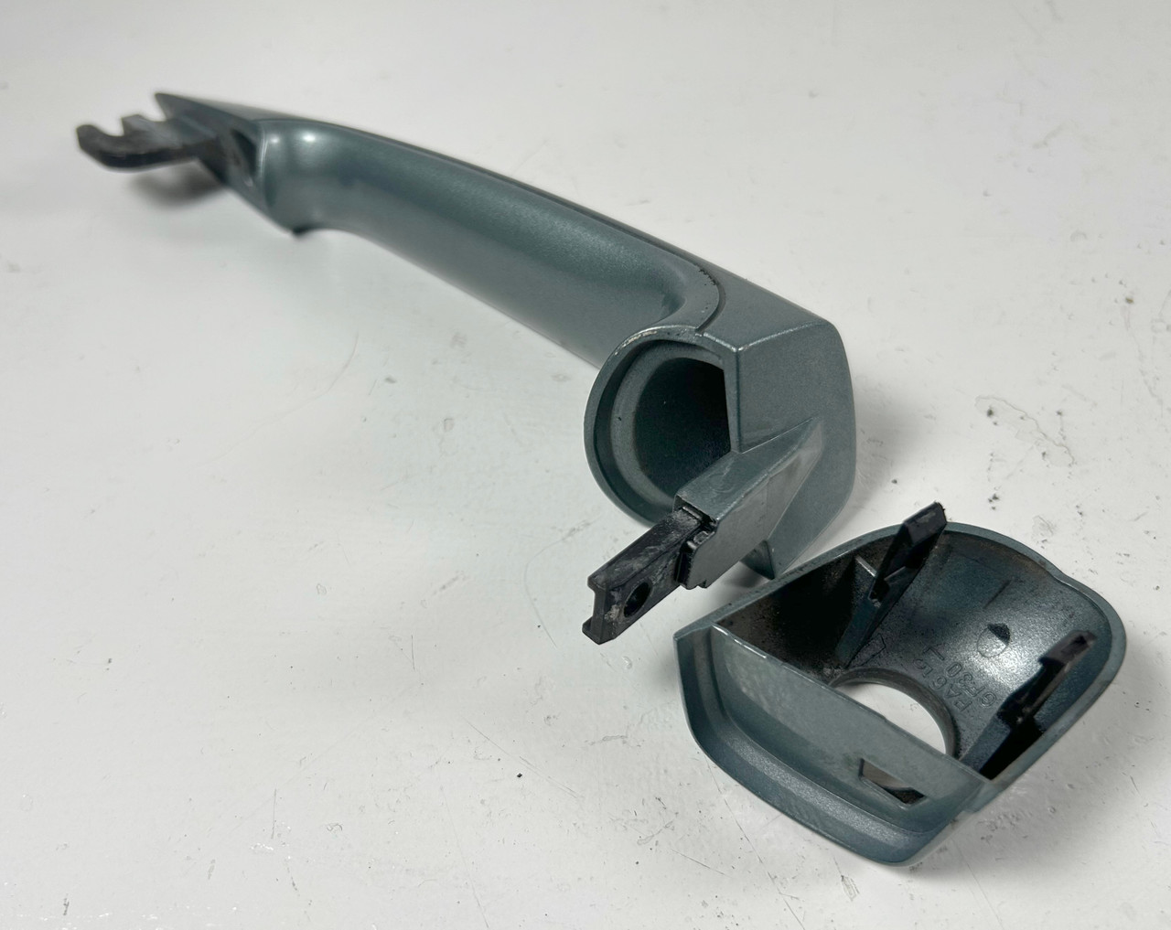 2001-05 BMW E46 M3 330 325 DRIVER FRONT EXTERIOR DOOR HANDLE OEM 7002271