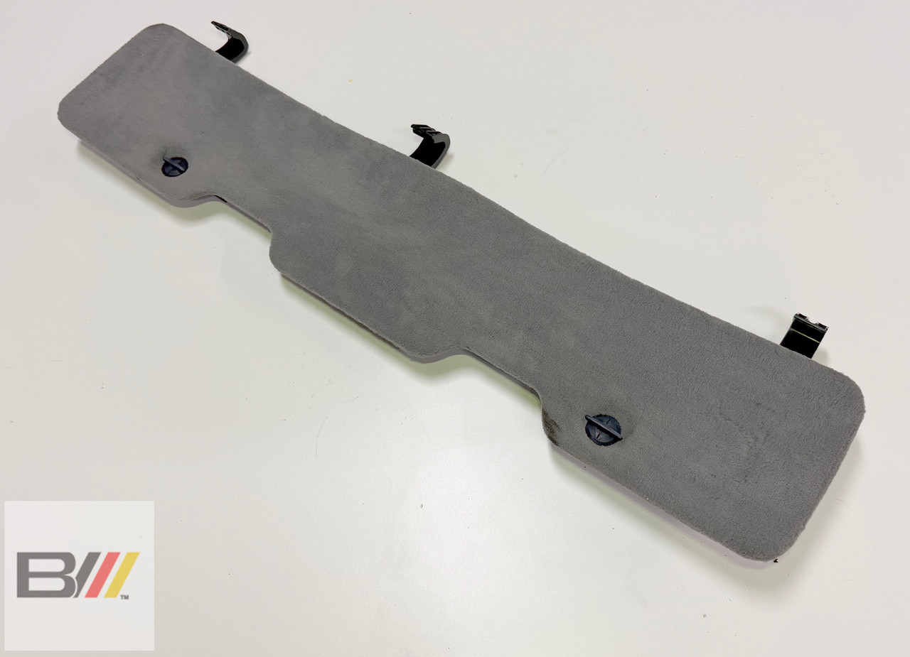 BMW E39 540i 528i 525i TAILGATE TRUNK TOOL TRAY 8194671