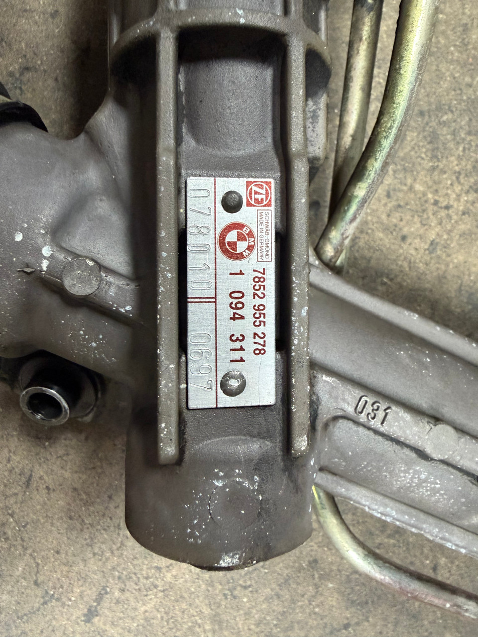 ZF Steering Rack and Pinion BMW E39 530i 528i 525i 1094311