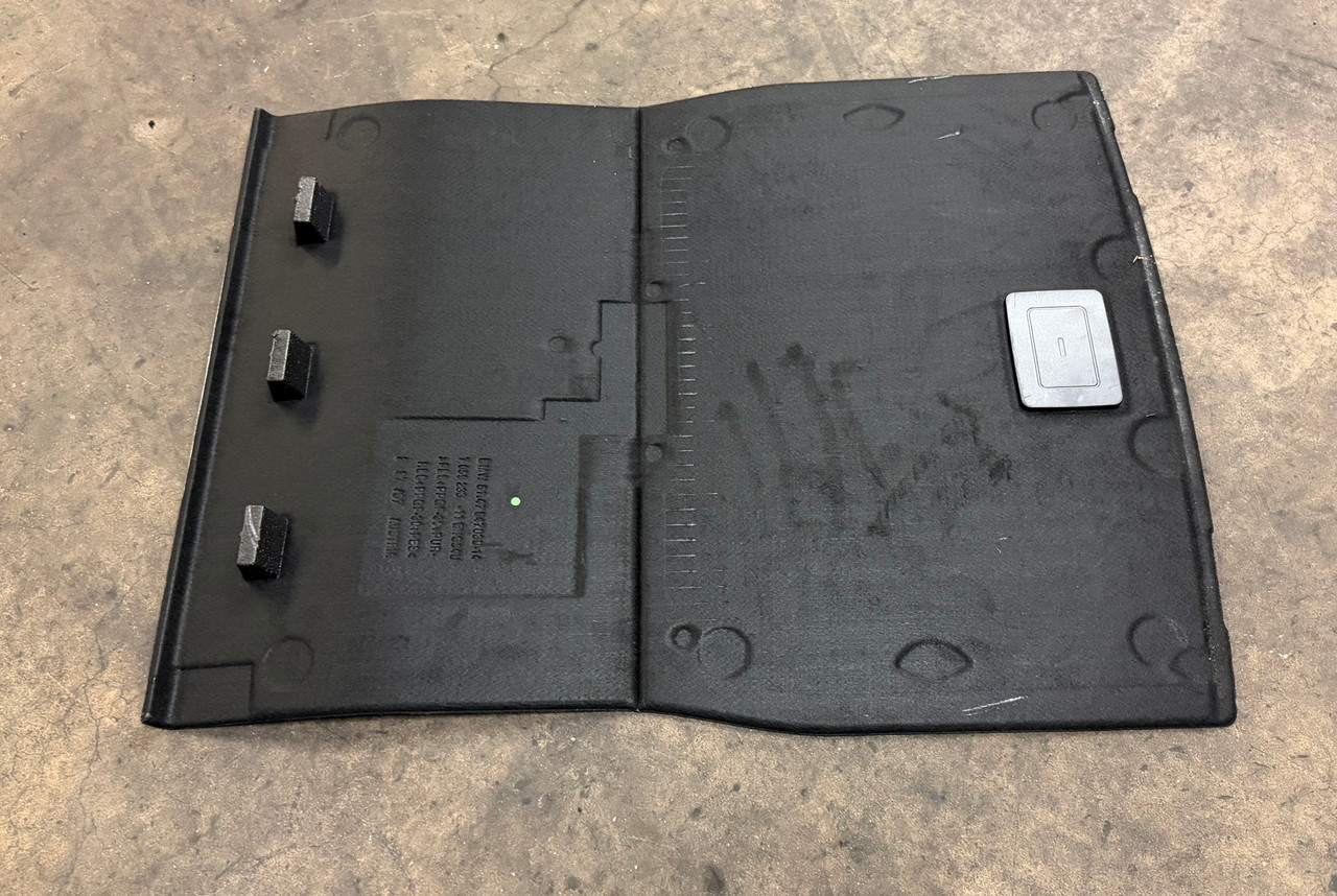 TRUNK FLOOR CARPET COVER BMW E90 335i 330i 328i 7059233