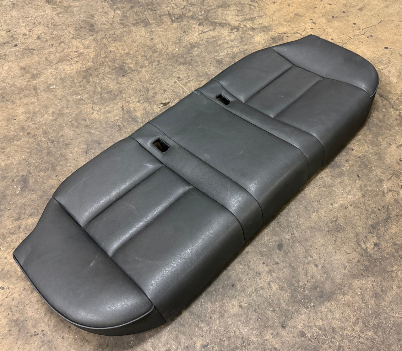 BLACK REAR BOTTOM SEAT BMW E39 540i 530i 525i
