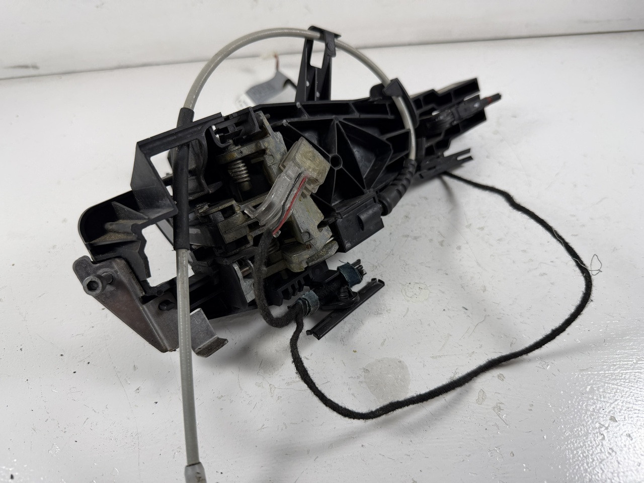 DRIVER FRONT COMFORT DOOR EXTERIOR HANDLE 2006-08 BMW E90 335i 328i