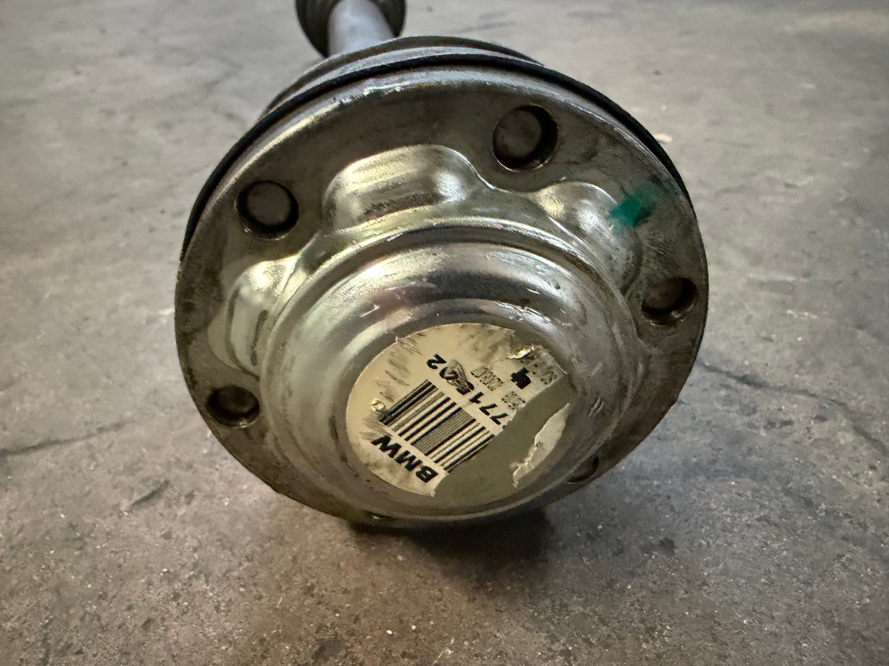 DRIVER LEFT REAR OUTPUT SHAFT BMW E90 e92 328i 7537715