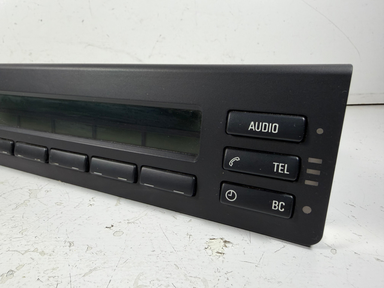 Multi Information Display Radio MID BMW E39 540i 530i 528i  525i 6914590