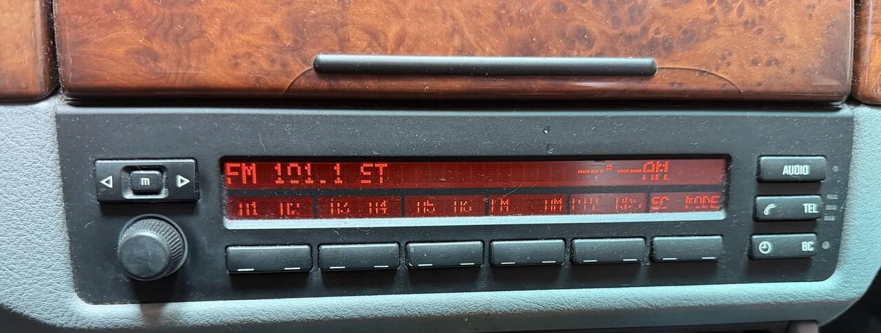 Multi Information Display Radio MID BMW E39 540i 530i 528i  525i 6914590