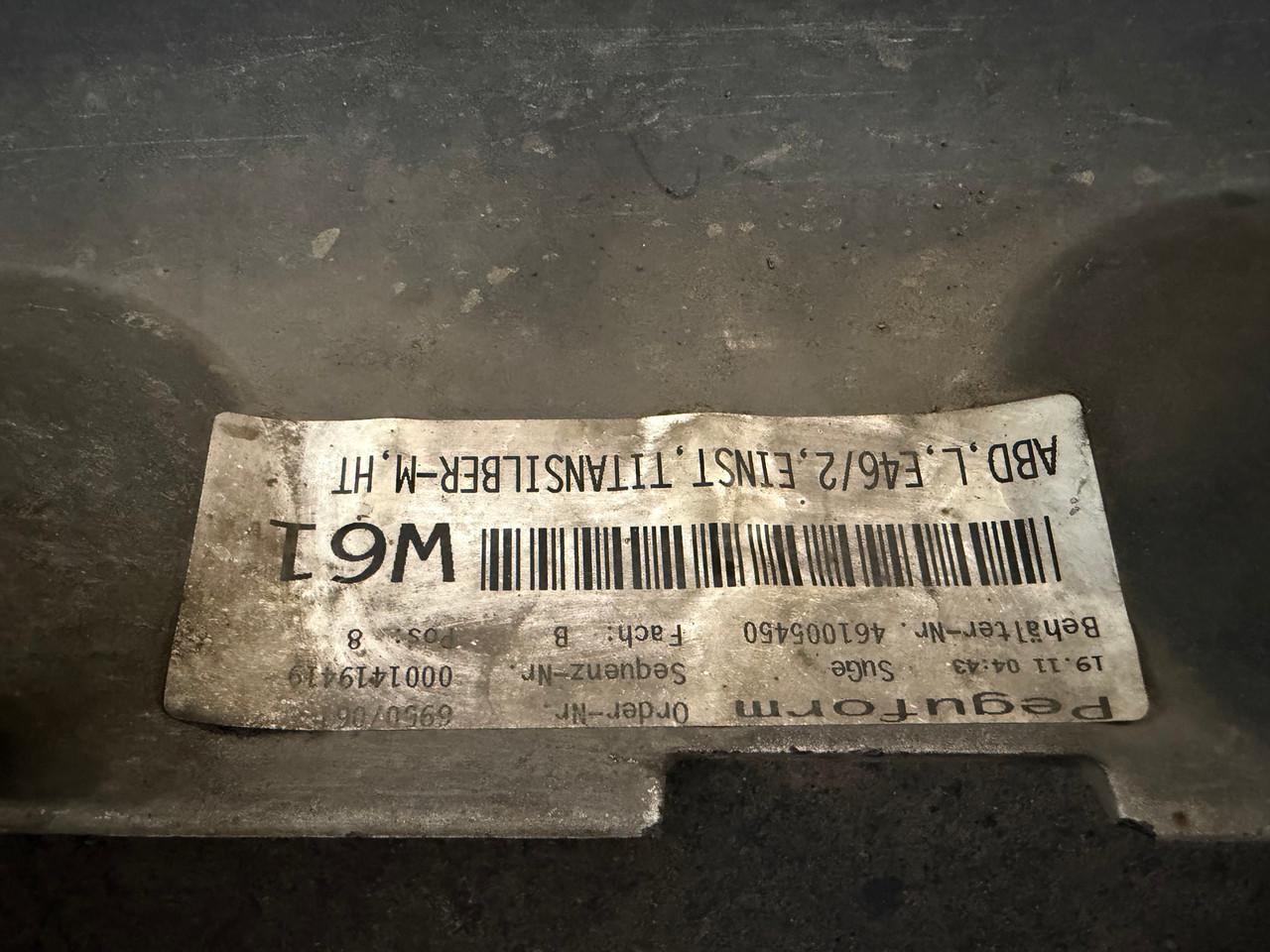 DRIVER SIDE SKIRT ROCKER PANEL BMW E46 330ci 325ci Titansilber 8226121