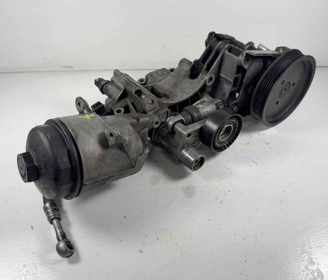 OIL FILTER HOUSING LF30 POWER STEERING PUMP BMW e39 525i e46 325 1713838