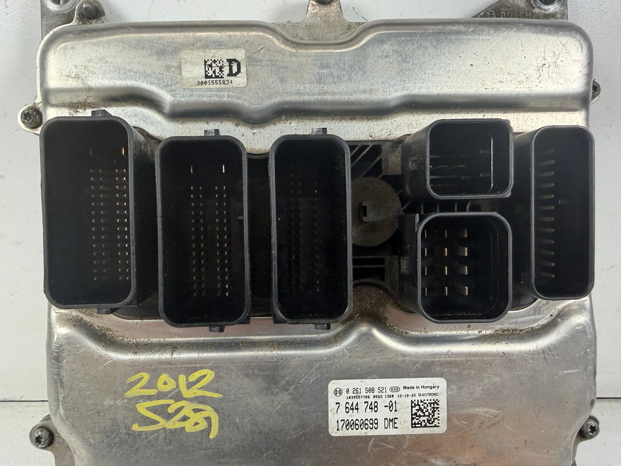 2011-12 BMW F10 528i N20 ENGINE DME CAS4 MODULE KEY FOB 7644748