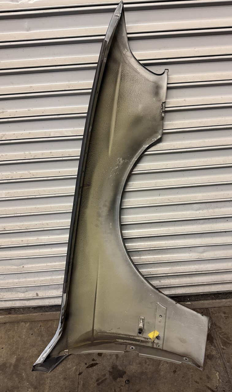 DRIVER FENDER TITANGRAU BMW E39 M5 540i 530i 528i 525i 8162133